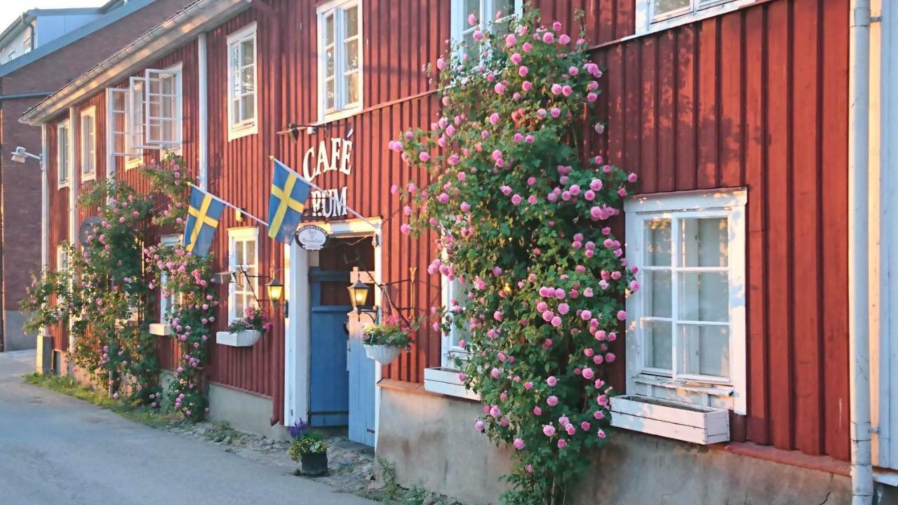 Garvaregarden Hotel , B&B Och Cafe Askersund Exterior photo