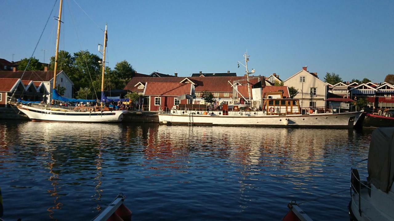 Garvaregarden Hotel , B&B Och Cafe Askersund Exterior photo